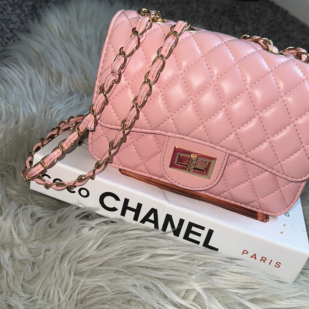 Pink quilted flap bag with chain
